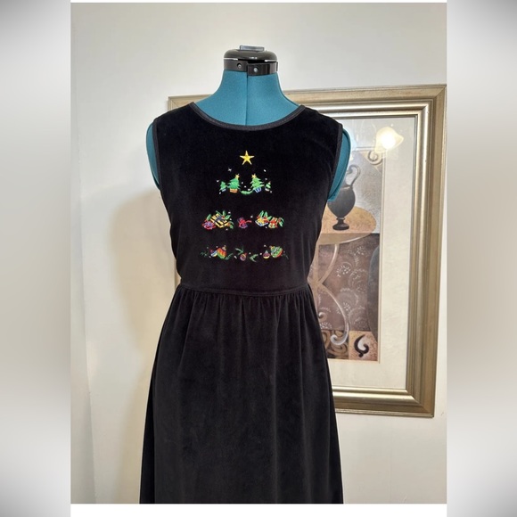 Erika Studio Black Christmas Velveteen Embroidered Sleeveless Jumper Dress Small - Picture 2 of 8